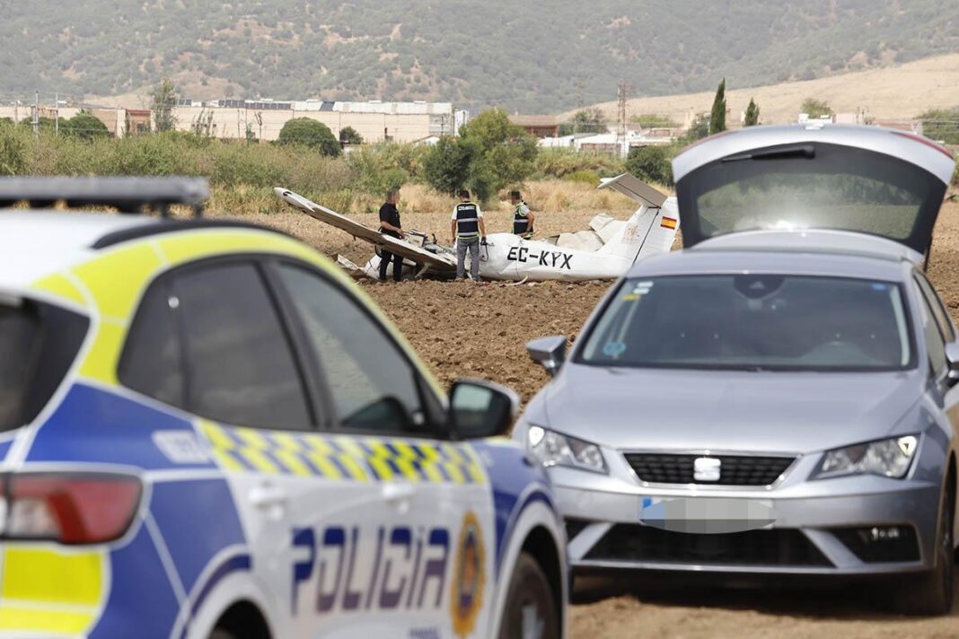 la-investigacion-del-accidente-de-una-avioneta-en-villarrubia-apunta-a-una-parada-total-del-motor